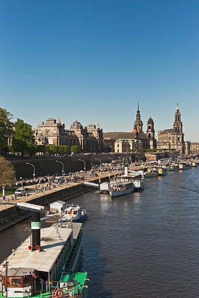Dresden, Germany by Gunter Kirsch