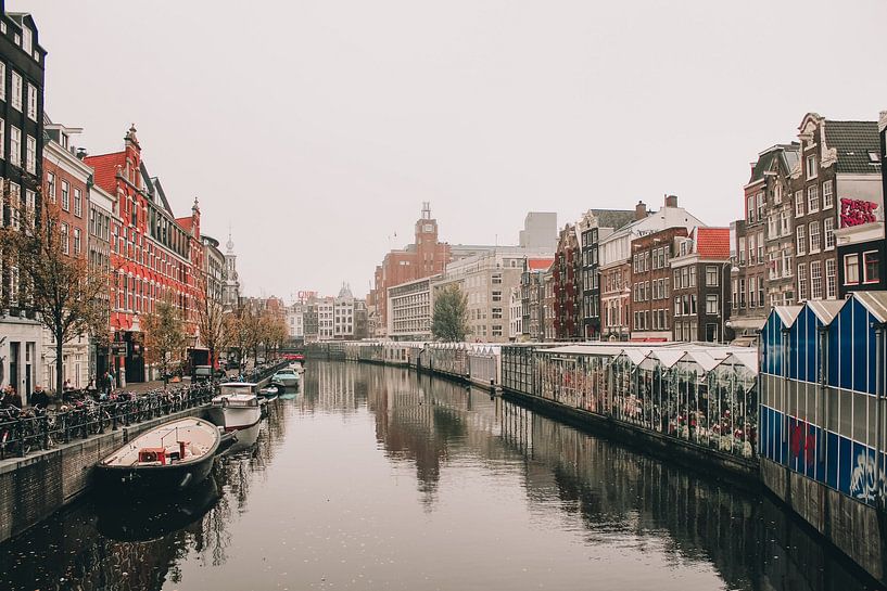 Amsterdam by Hello Pompoyo