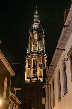 Night photo amersfoort our dear lady tower by Erik van 't Hof
