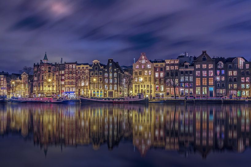 Grachtenhäuser an der Amstel in Amsterdam von Dennisart Fotografie