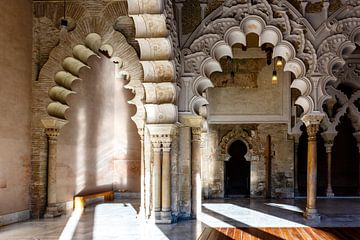 Interieur van het Moorse Aljaferia paleis in Zaragoza, Aragon, Spanje van WorldWidePhotoWeb