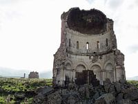 Ruine in de oude Armeense stad Ani (1)