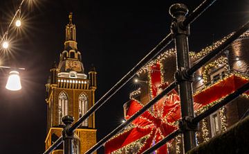 Feestelijke Sint Christoffelkathedraal en Roerkade in Detail van Triki Photography