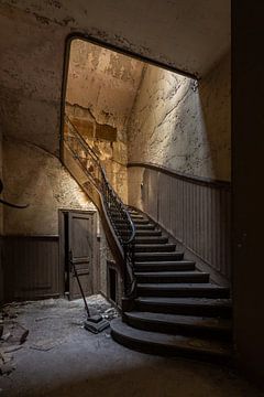Treppe mit schönem Licht von Jan van de Riet