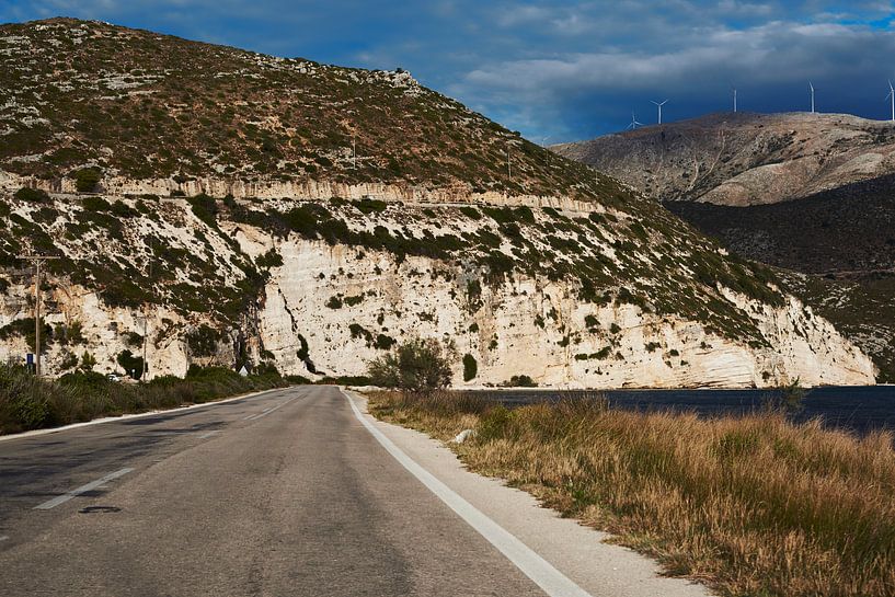 Route ouverte sur Céphalonie, Grèce par Jason King
