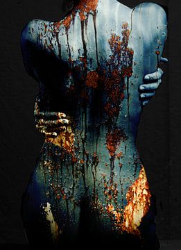 Backside woman painted with rust van jovadre