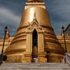 Magnifique Stupa dans le Wat Phra Kaew , complexe de temples du Grand Palais sur Jeroen Langeveld, MrLangeveldPhoto