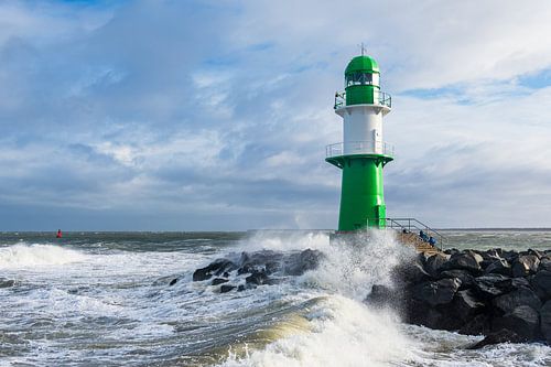 Pier aan de Oostzeekust in Warnemünde