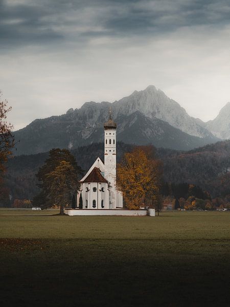 St. Colomans kerkje tijdens de herfst van Daniël de Jong