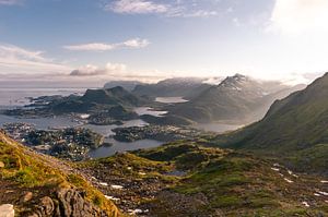 Golden Hour au-dessus de Svolvaer