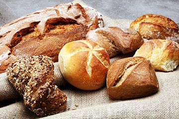 Different types of bread and rolls on a bakery poster by Beats
