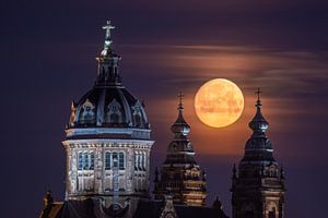 Supermoon d'Amsterdam sur Albert Dros