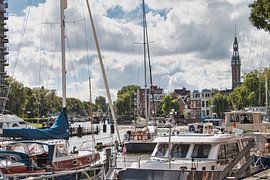 The Oosterhaven in Groningen in the sun by Annie Postma