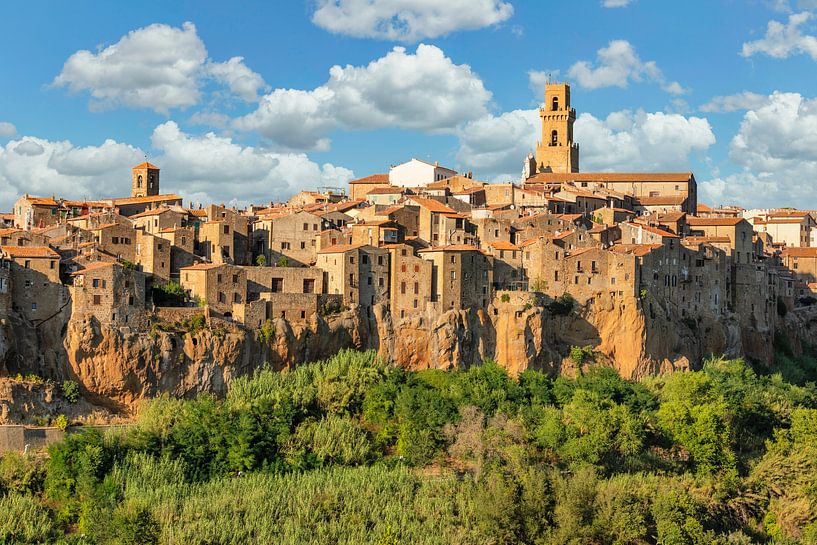 Pitigliano in Tuscany by Markus Lange