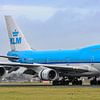 KLM Boeing 747-400M verkeersvliegtuig. van Jaap van den Berg