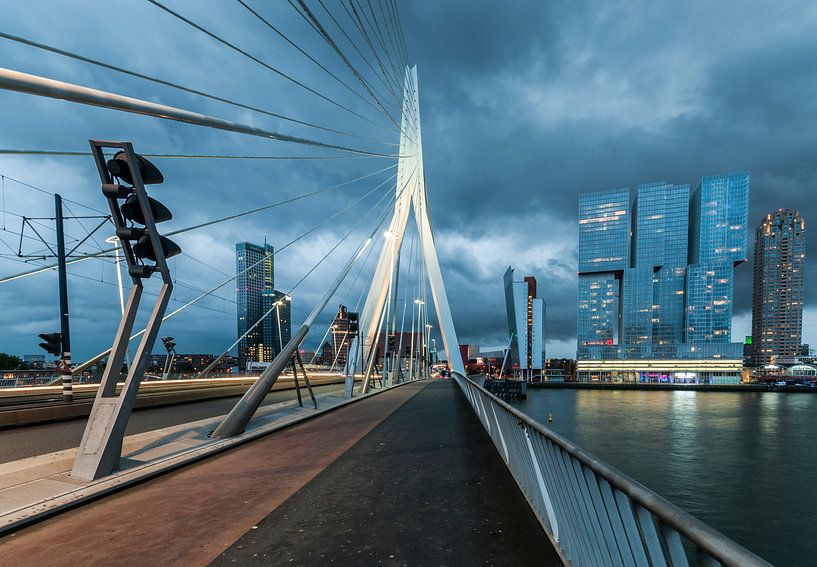 Rotterdam – De stad die nooit stilstaat van David Pronk