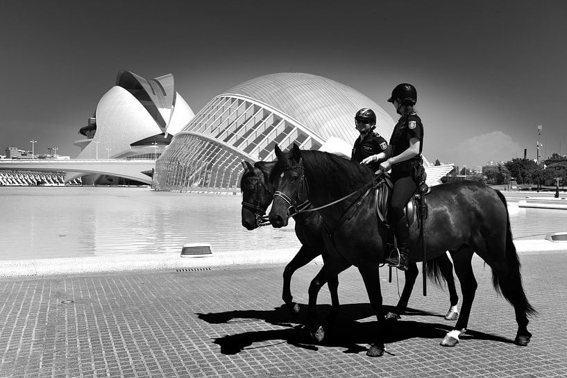 Urban / Street scene Valencia (zwart-wit) van Rob Blok