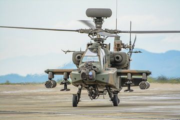 Japanse Boeing AH-64DJP Apache gevechtshelikopter.