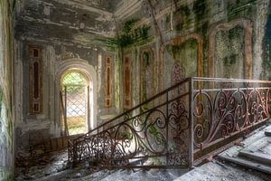 Schöne Treppe im Verfall.