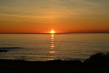 zonsopkomst aan de Spaanse kust. van Bella Luna Fotografie