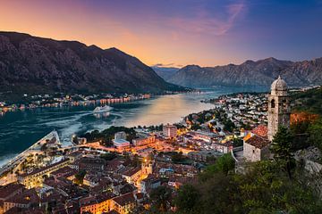 Baai van Kotor, Montenegro van Michael Abid