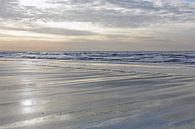 Glinsterende zonsondergang Egmond aan Zee van Ronald Smits thumbnail