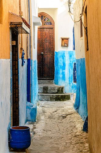 Blaue Gasse in Medina Marokko von Dieter Walther