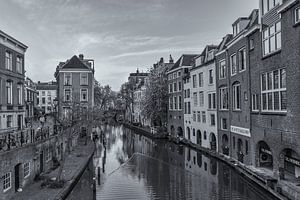 Oudegracht, Light Gaard und Lijnmarkt in Utrecht - schwarz-weiß