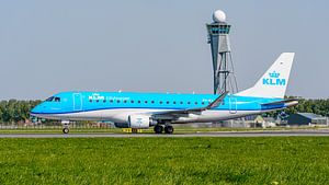 KLM Cityhopper Embraer ERJ-175 Passagierflugzeug.