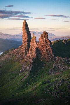 Schotland Old Man of Storr Alpenglow van Jean Claude Castor