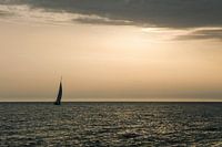 Zeilboot op de Adriatische zee