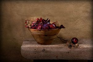 pruneaux et automne.... stillife