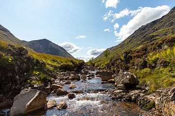 The magnificent mountains of the Scottish Highlands by René Holtslag