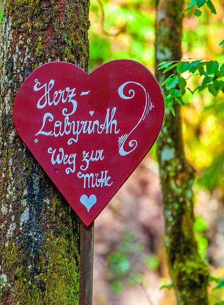 A heart plaque by Christa Kramer