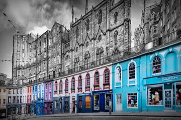 Victoria Street in Edinburgh -  Colorkey von Melanie Viola
