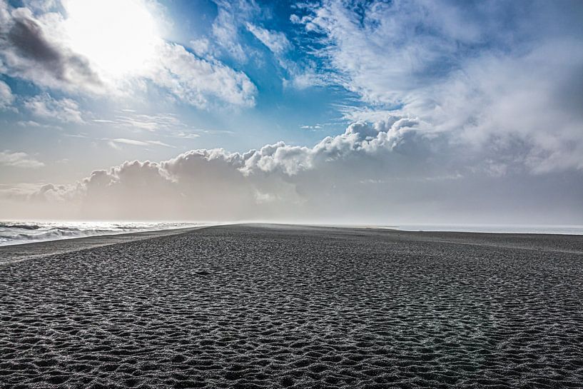 black beach Iceland by Thomas Heitz