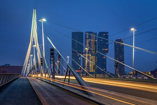 Le pont Erasmus dans la matinée sur Prachtig Rotterdam