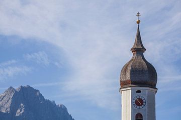 St Martin's parish church, Wetterstein mountains with Zugspitze massif