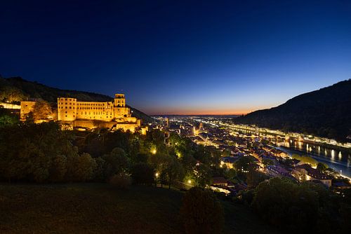 Schloss Heidelberg Blick von der Scheffelterrasse zur blauen Stunde
