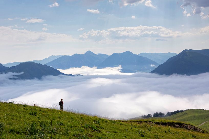 Above the clouds by Harry Kolenbrander