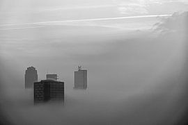 Neblige Skyline Rotterdam von Wilco Schippers