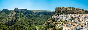 Panorama de la vieille ville de Chulilla à Valence Espagne avec paysage de rochers sur Dieter Walther