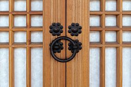 Serrure de temple sur Mw. Monique