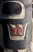 Totem pole of the indigenous Canadian people ||.