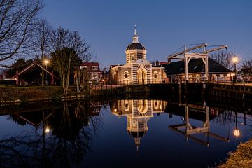 The Morspoort in Leiden during the blue hour by Sander de Vries
