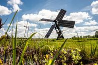 Ciel nuageux hollandais au-dessus du paysage avec moulin à vent par Fotografiecor .nl Aperçu