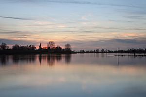 Sunset at the river lek! sur Peter Haastrecht, van