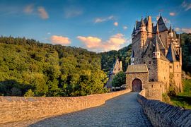 Burg Eltz by Bram de Jong