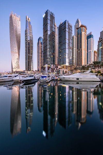 Dubai Marina Walk by Achim Thomae