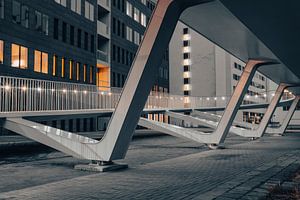 Beleuchtete Fahrradrampe an der Parkbrücke, Antwerpen | Architektur